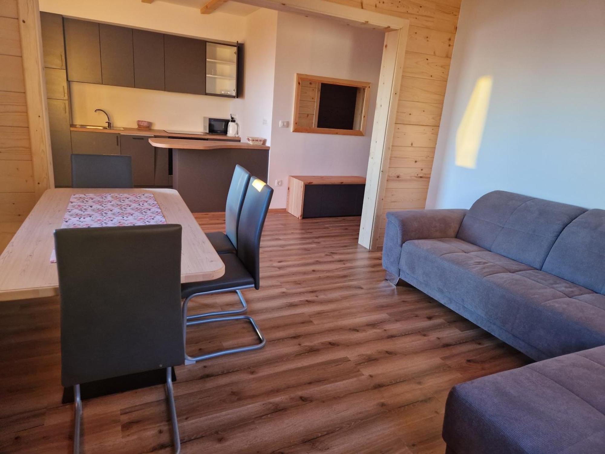 Guest House Pr Ambruzarju & Apartments Церклє-на-Горенськем Номер фото