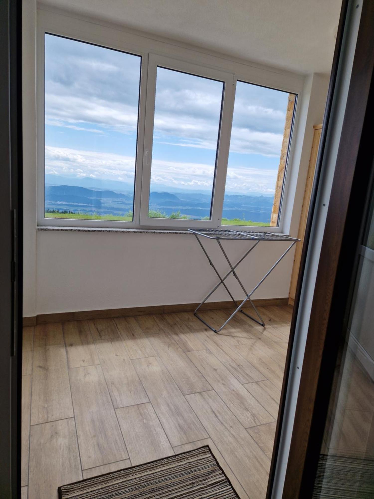 Guest House Pr Ambruzarju & Apartments Церклє-на-Горенськем Номер фото